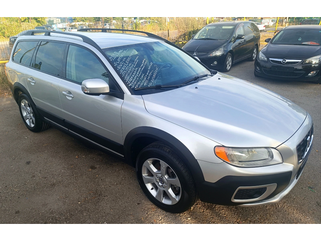 Volvo Xc70 2.4D5/SIMNUM - автомобили, коли, обяви за нови и употребявани 2