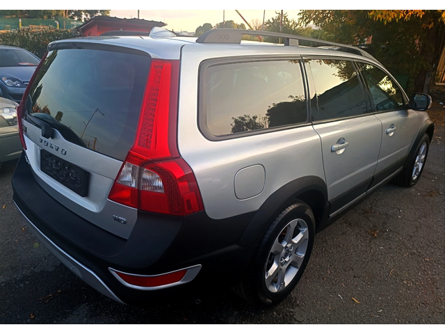 Volvo Xc70 2.4D5/SIMNUM - автомобили, коли, обяви за нови и употребявани 3