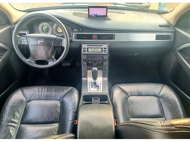 Volvo Xc70 2.4D5/SIMNUM - автомобили, коли, обяви за нови и употребявани 9