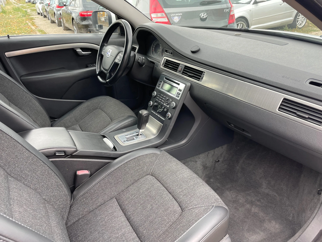 Volvo Xc70 2.0D-D3-163-ITALIA - автомобили, коли, обяви за нови и употребявани 4