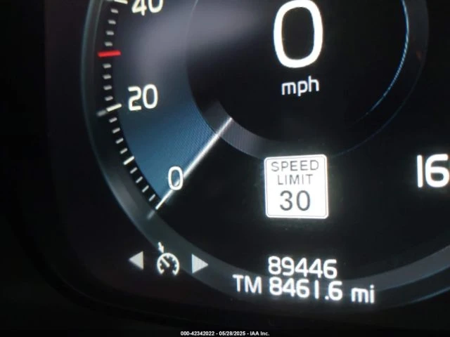 Volvo Xc90 T6 MOMENTUM - автомобили, коли, обяви за нови и употребявани 11