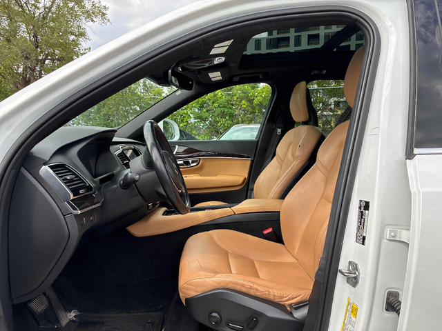 Volvo Xc90 2.0L 4cyl AWD - автомобили, коли, обяви за нови и употребявани 13