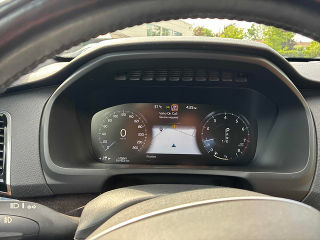 Volvo Xc90 2.0L 4cyl AWD - автомобили, коли, обяви за нови и употребявани 7