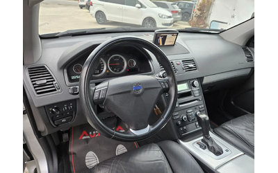 Volvo Xc90 2.4D-200кс= АВТОМАТ= 7МЕСТА= 4Х4= НАВИ= 187.000КМ - автомобили, коли, обяви за нови и употребявани 7