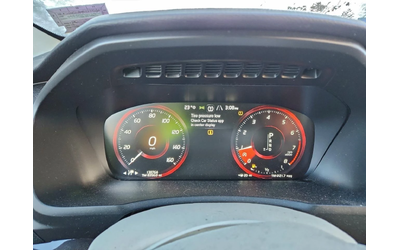 Volvo Xc90 T6* - автомобили, коли, обяви за нови и употребявани 7