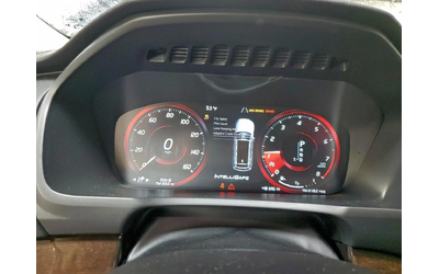 Volvo Xc90 T6* - автомобили, коли, обяви за нови и употребявани 8