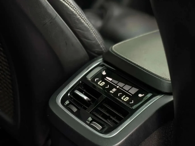 Volvo Xc90 T6 Inscription* Подгрев* Обдух* Пано* - автомобили, коли, обяви за нови и употребявани 15