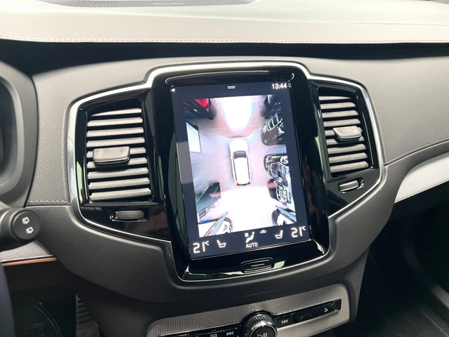 Volvo Xc90 R-DESIGN - автомобили, коли, обяви за нови и употребявани 8