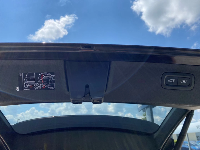 Volvo Xc90 R-Design - автомобили, коли, обяви за нови и употребявани 13