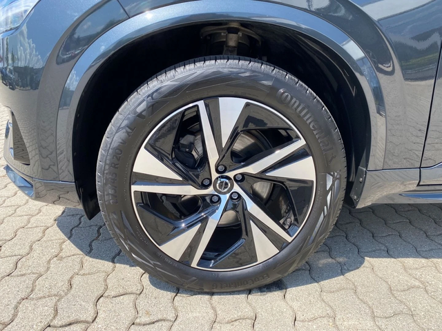 Volvo Xc90 R-Design - автомобили, коли, обяви за нови и употребявани 1