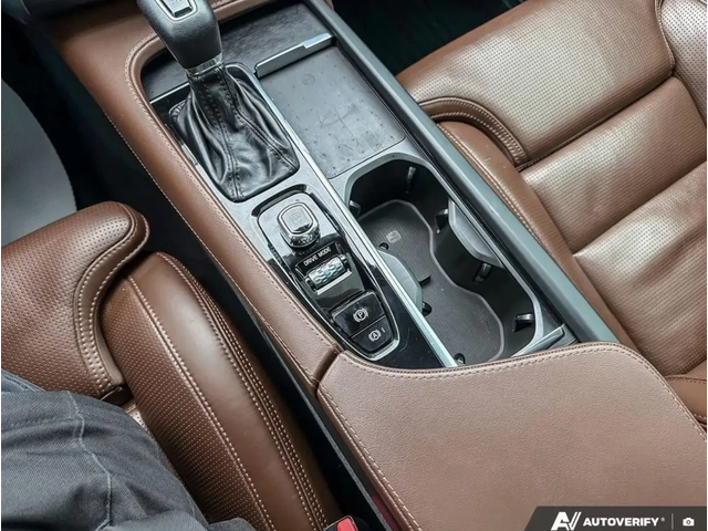 Volvo XC90 2021 Volvo XC90 T6 Inscription - автомобили, коли, обяви за нови и употребявани 4