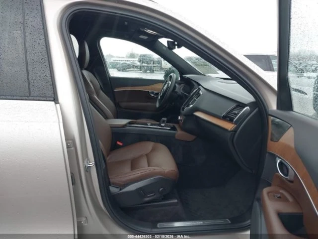 Volvo Xc90 PLUG-IN HYBRID T8 PLUS DARK THEME 7-SEATER* лизинг - автомобили, коли, обяви за нови и употребявани 4