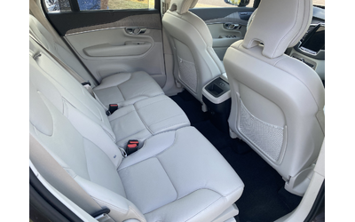 Volvo XC90 B5/ AWD/ MHEV/ Plus Dark - автомобили, коли, обяви за нови и употребявани 11