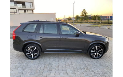 volvo-xc90-b5-awd-mhev-plus-dark - 3