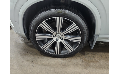 volvo-xc90-plug-in-hybrid-2l-4cyl-awd - 5