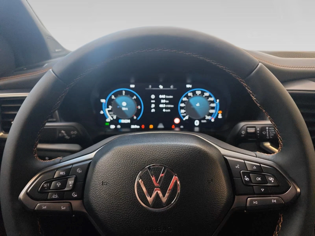 VW Amarok PANAMERICANA* IQ HD MATRIX* HARMAN/KARDON* 360!!! - автомобили, коли, обяви за нови и употребявани 9