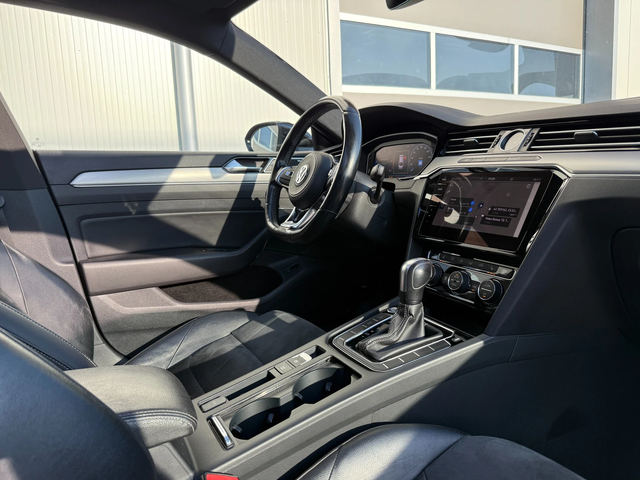 VW Arteon 2.0 TDI R line 4Motion - автомобили, коли, обяви за нови и употребявани 14