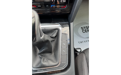 VW Arteon TSI - автомобили, коли, обяви за нови и употребявани 10