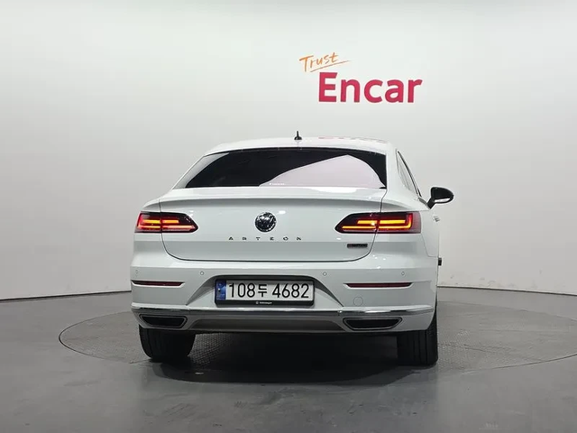 VW Arteon 2.0 Tdi Prestige 4Motion - автомобили, коли, обяви за нови и употребявани 3
