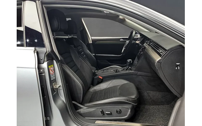 VW Arteon 2.0 Tdi Prestige 4Motion - автомобили, коли, обяви за нови и употребявани 9