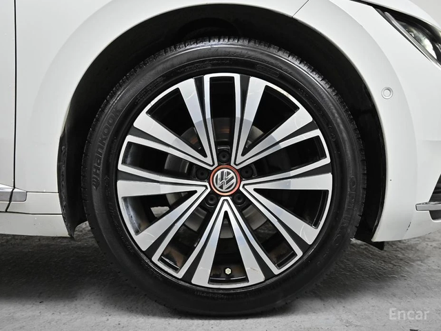 VW Arteon ПАМЕТ* DIGITAL* КАМЕРА* ПЕРА* ПОДГРЕВ* ПАНОРАМА - автомобили, коли, обяви за нови и употребявани 3