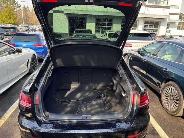 VW Arteon Execline| ОТ ПРЕДСТАВИТЕЛСТВО| DISTR| КЛИП| CARFAX - автомобили, коли, обяви за нови и употребявани 11