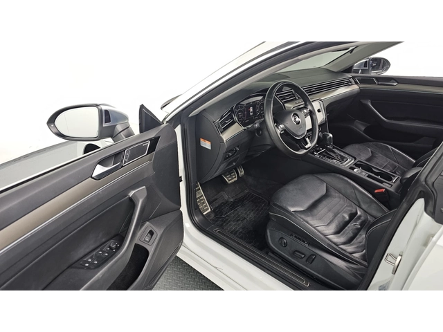 VW Arteon PRESTIGE* HUD* МАСАЖ* ОБДУХ* 360* DIS* КРАЙНА ЦЕНА - автомобили, коли, обяви за нови и употребявани 8