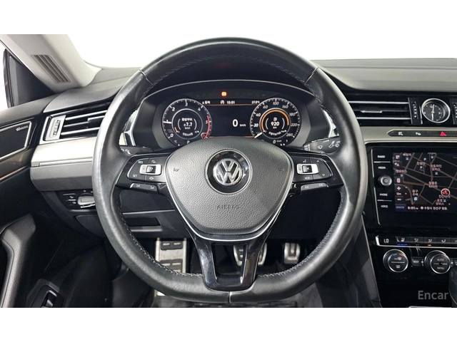 VW Arteon 2.0 TDI* PRESTIGE* МАСАЖ* ОБДУХ* БЕЗ ИНЦИДЕНТИ - автомобили, коли, обяви за нови и употребявани 10