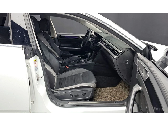 VW Arteon 2.0 TDI Prestige* DISTRONIC* МАСАЖ* 360* ХЕДЪП* - автомобили, коли, обяви за нови и употребявани 6
