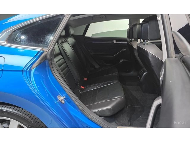 VW Arteon 2.0 TDI Prestige* DISTRONIC* 360* ХЕДЪП* ОБДУХВАНЕ - автомобили, коли, обяви за нови и употребявани 13