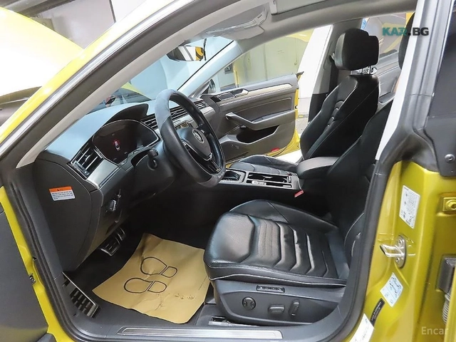 VW Arteon 2.0 TDI Prestige* КОЖА* ОБДУХВ* ПАНО* НАВИ - автомобили, коли, обяви за нови и употребявани 4