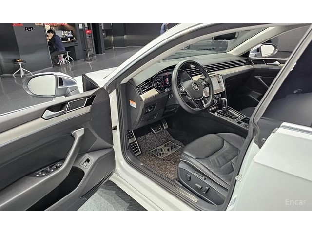 VW Arteon 2.0 TDI Premium - автомобили, коли, обяви за нови и употребявани 8