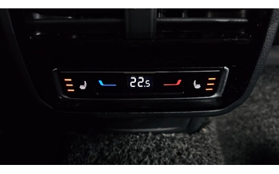 VW Arteon 2.0 TDI R-Line 4Motion - автомобили, коли, обяви за нови и употребявани 13