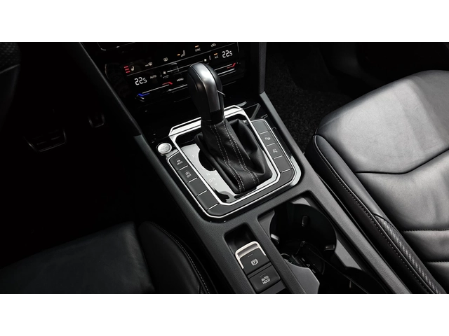 VW Arteon 2.0 TDI R-Line 4Motion - автомобили, коли, обяви за нови и употребявани 6