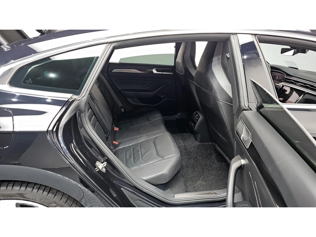 VW Arteon 2.0 TDI R-Line 4Motion - автомобили, коли, обяви за нови и употребявани 9