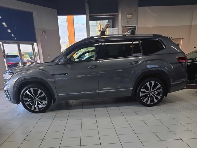 VW Atlas Execline * ПАНОРАМА * СЕРВИЗАН ИСТ * CARFAX - автомобили, коли, обяви за нови и употребявани 2