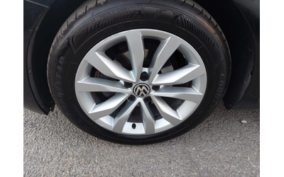 VW Beetle 1, 6TDI 105ps NAVI - автомобили, коли, обяви за нови и употребявани 12