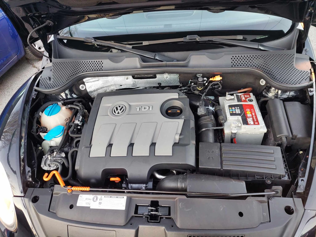 VW Beetle 1, 6TDI 105ps NAVI - автомобили, коли, обяви за нови и употребявани 13