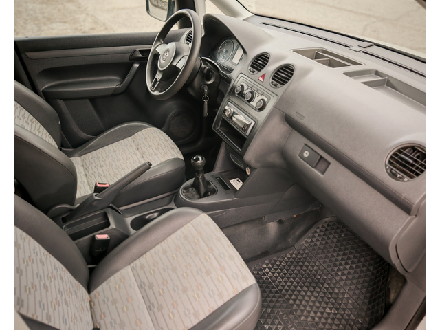 VW Caddy 1.6TDI EURO 5 - автомобили, коли, обяви за нови и употребявани 8