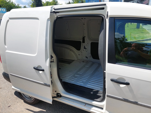 VW Caddy MAXI 2, 0TDI 150ps DSG 6 - автомобили, коли, обяви за нови и употребявани 11