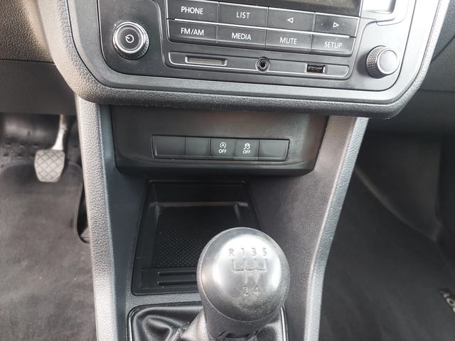 VW Caddy MAXI 2, 0TDI 102ps - автомобили, коли, обяви за нови и употребявани 10