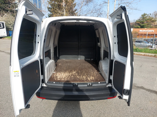 VW Caddy MAXI 2, 0TDI 102ps - автомобили, коли, обяви за нови и употребявани 12