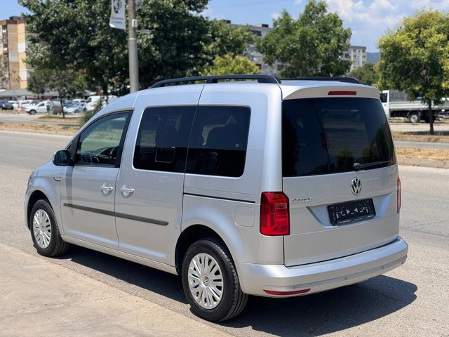 VW Caddy 2.0TDI 102кс DSG * 103хил.км* ПЕРФЕКТЕН* - автомобили, коли, обяви за нови и употребявани 2