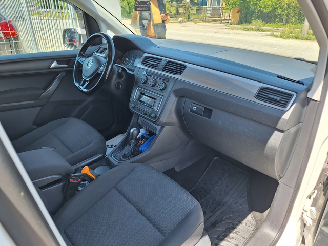 VW Caddy 2 0 TDI MAXI  AVTO НАПЪЛНО ОТСЛУЖЕН - автомобили, коли, обяви за нови и употребявани 14