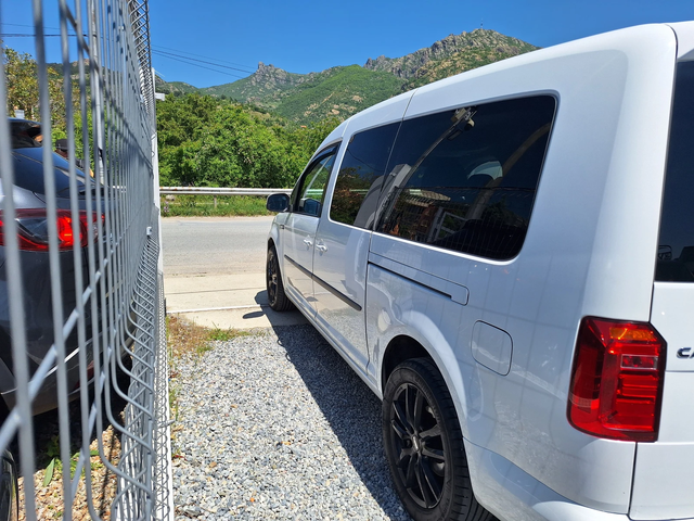VW Caddy 2 0 TDI MAXI  AVTO НАПЪЛНО ОТСЛУЖЕН - автомобили, коли, обяви за нови и употребявани 7