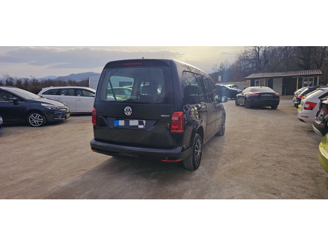 VW Caddy Maxi-7Места* 2020г.-Заводски метан - автомобили, коли, обяви за нови и употребявани 7