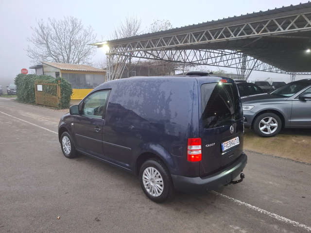 VW Caddy 1.6TDI - автомобили, коли, обяви за нови и употребявани 3