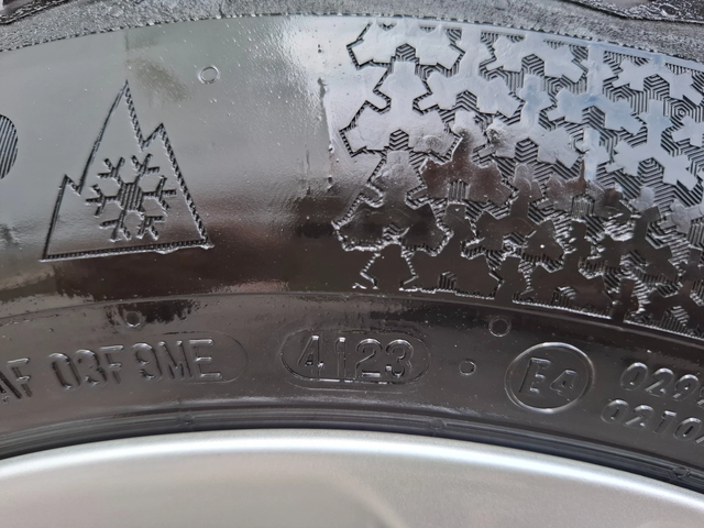 VW Caddy 2.0tdi Face Lift MAXI - автомобили, коли, обяви за нови и употребявани 12