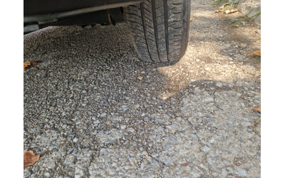 VW Caddy 2.0 бензин метан клима - автомобили, коли, обяви за нови и употребявани 10