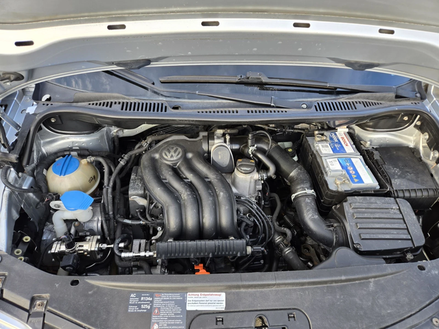 VW Caddy 2.0i-109кс= ФАБРИЧЕН МЕТАН= КЛИМАТИК - автомобили, коли, обяви за нови и употребявани 15